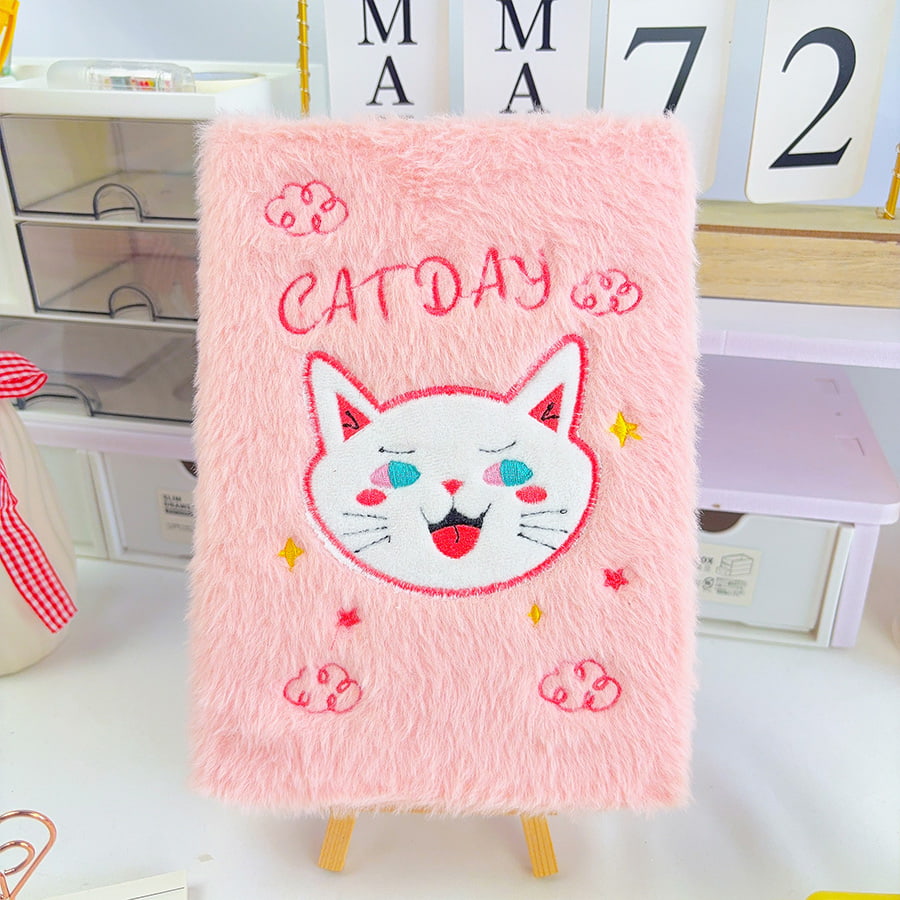 Dialann Lá Cat gleoite A5 Leabhar nótaí Plush